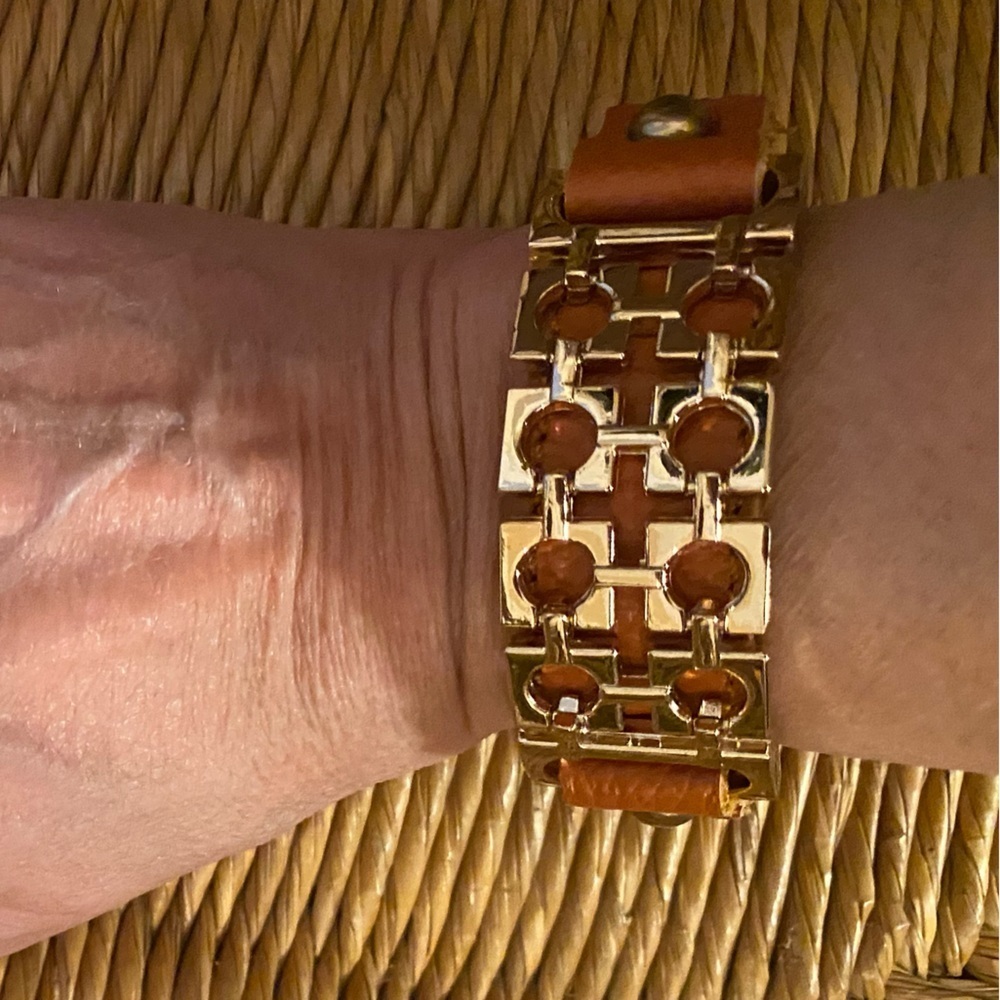 Vintage Yik Fung Gold Geometric Lattice Tan Leather Cuff Bracelet